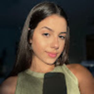 Meet your Posher, Emmanuelle